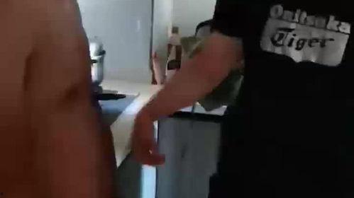 娱乐吃瓜酱男子分娩,男子分娩奇闻，揭秘性别认知边界  第3张